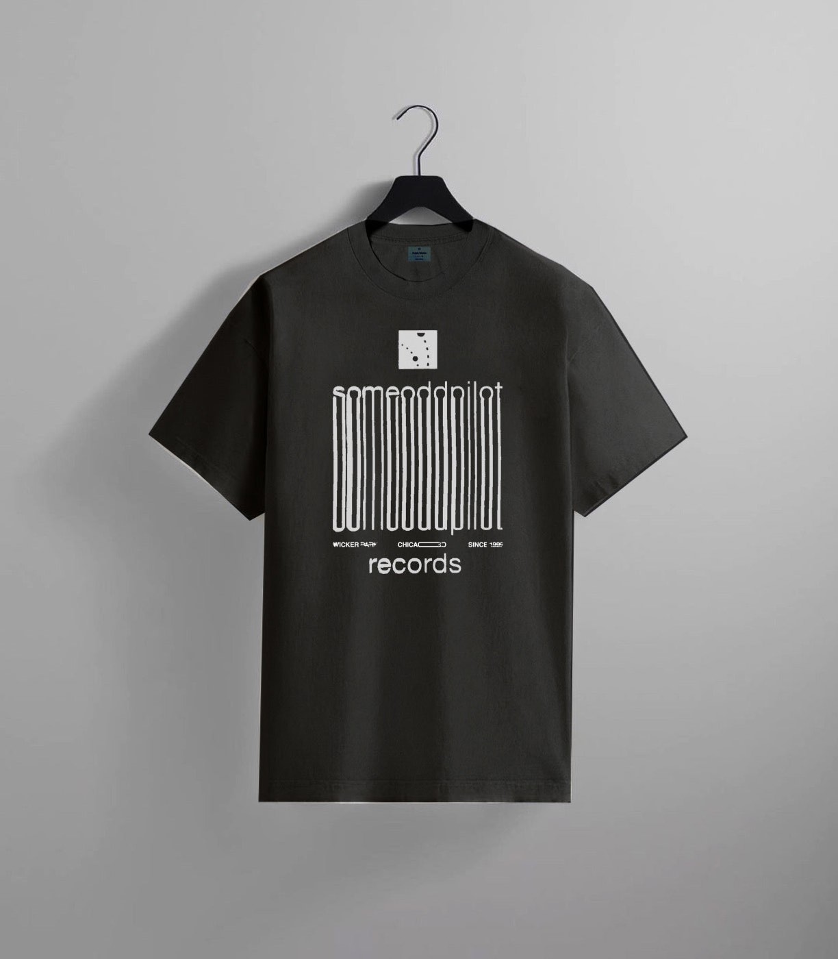Label Distortion, front